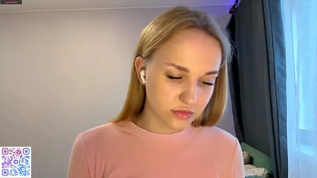 TanekaBoitel online show from 31, 10, 2025