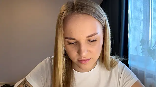 TanekaBoitel online show from 18, 11, 2025