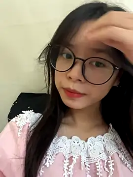 Snapshot of mau15_ chatting on 20, 9, 2025 mau15 online show from 20, 9, 2025