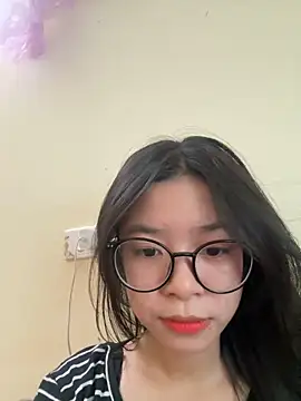 mau15  online show from 18, 10, 2025