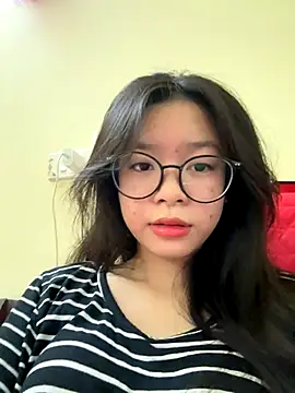 mau15  online show from 25, 10, 2025