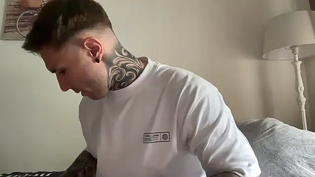 Larsskeet online show from 23, 9, 2025