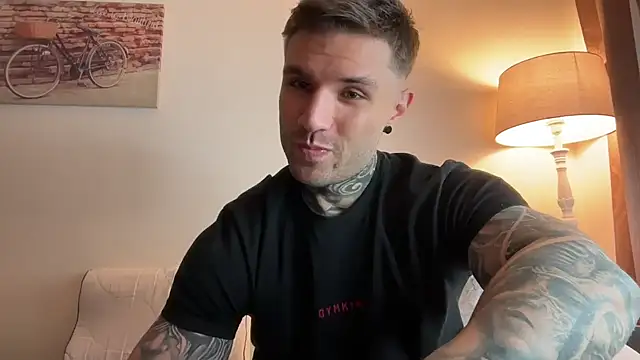 Larsskeet online show from 2, 10, 2025