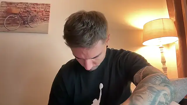 Larsskeet online show from 17, 10, 2025