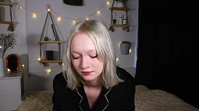 Snapshot of ArcticaRyder chatting on 9, 10, 2025 ArcticaRyder online show from 9, 10, 2025