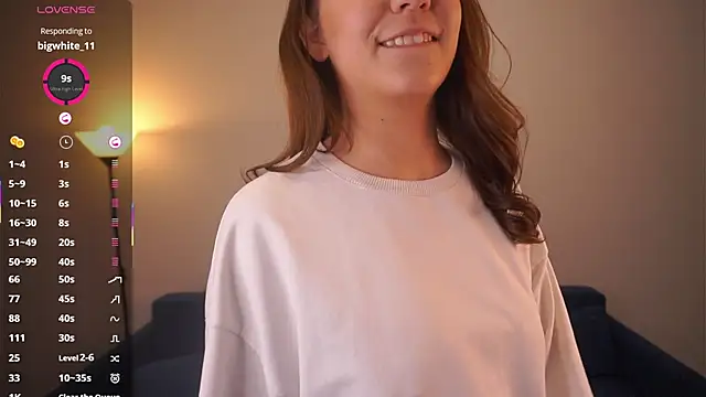 Snapshot of AdrianaCoenen chatting on 25, 10, 2025 AdrianaCoenen online show from 25, 10, 2025