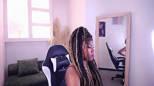 onyx ebony online show from 17, 10, 2025