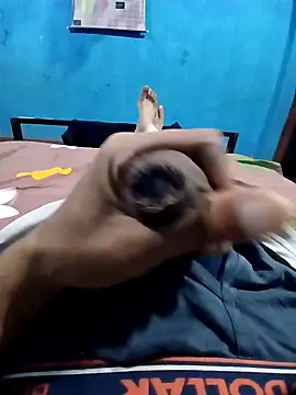 Snapshot of vaasuboy chatting on 24, 9, 2025 vaasuboy online show from 24, 9, 2025