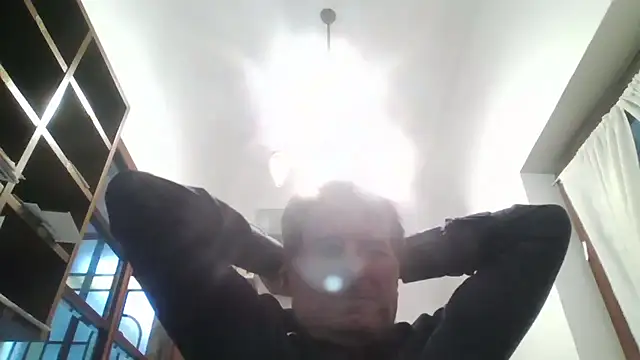 Snapshot of sayeaprayer65 chatting on 15, 10, 2025 sayeaprayer65 online show from 15, 10, 2025