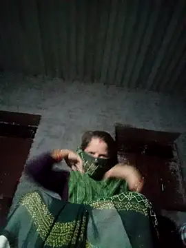 Snapshot of M-Kajal456 chatting on 5, 10, 2025 M-Kajal456 online show from 5, 10, 2025