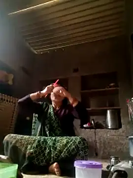 Snapshot of M-Kajal456 chatting on 22, 10, 2025 M-Kajal456 online show from 22, 10, 2025