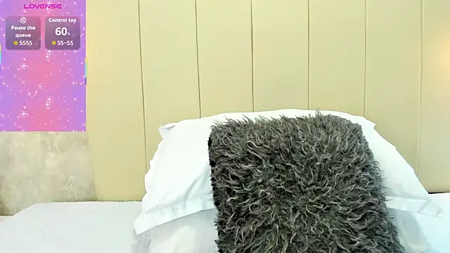 Snapshot of Daksha_a chatting on 7, 10, 2025 Daksha a online show from 7, 10, 2025