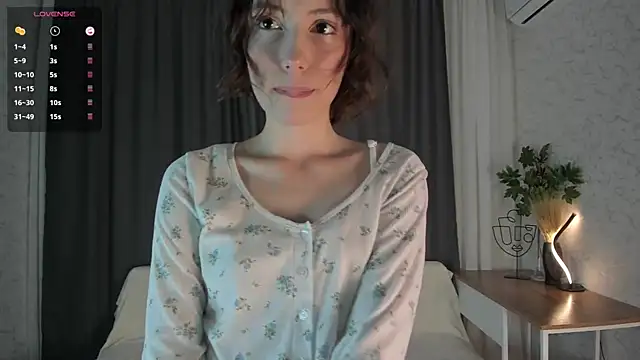 DelilahConsalvo online show from 21, 9, 2025