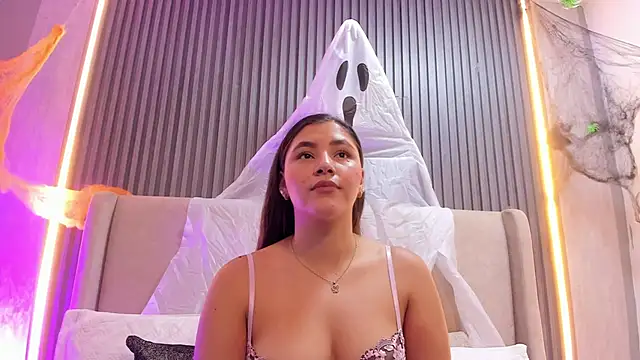 AnyaSosa  online show from 30, 10, 2025