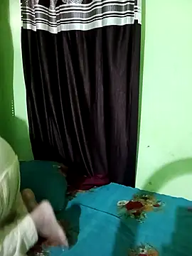 Snapshot of Mona_darling21 chatting on 5, 10, 2025 Mona darling21 online show from 5, 10, 2025