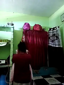 Snapshot of Mona_darling21 chatting on 13, 10, 2025 Mona darling21 online show from 13, 10, 2025