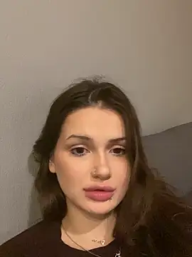 Snapshot of SoShyEmmyyy chatting on 29, 9, 2025 SoShyEmmyyy online show from 29, 9, 2025