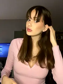 Snapshot of SoShyEmmyyy chatting on 12, 10, 2025 SoShyEmmyyy online show from 12, 10, 2025