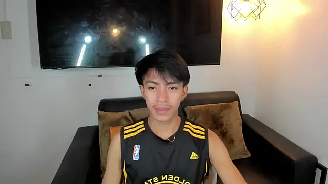 jayxxxlovescock online show from 28, 10, 2025