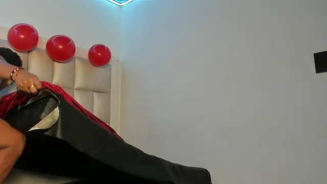 Snapshot of peyton__wat chatting on 15, 5, 2026 peyton wat online show from 15, 5, 2026