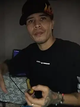 Snapshot of curvahot chatting on 14, 12, 2025 curvahot online show from 14, 12, 2025