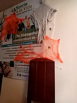 Snapshot of ANDREA-10_ chatting on 30, 10, 2025 ANDREA-10 online show from 30, 10, 2025