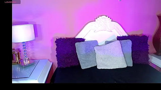 Snapshot of _IsabellaRousse chatting on 13, 11, 2025 IsabellaRousse online show from 13, 11, 2025