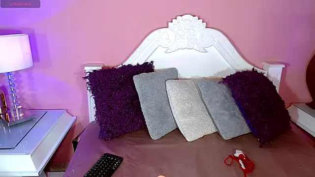 Snapshot of _IsabellaRousse chatting on 15, 11, 2025 IsabellaRousse online show from 15, 11, 2025