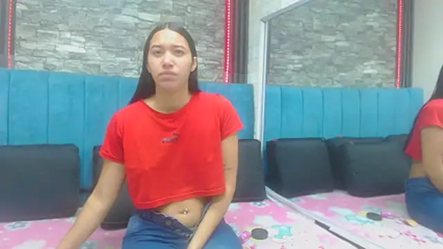 Snapshot of Lil_Rose2006 chatting on 8, 11, 2025 Lil Rose2006 online show from 8, 11, 2025