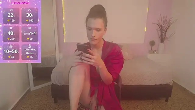 Snapshot of IsabelFernandez chatting on 3, 11, 2025 IsabelFernandez online show from 3, 11, 2025