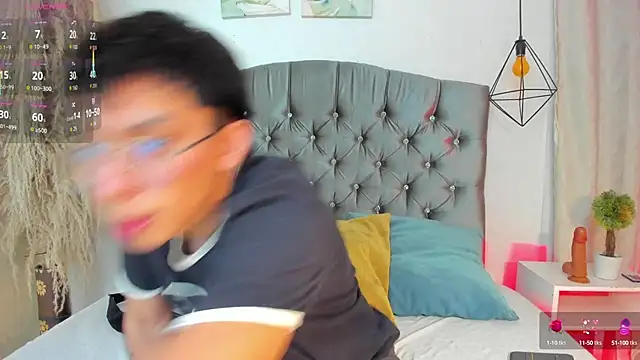 Snapshot of liam_twiink chatting on 16, 10, 2025 liam twiink online show from 16, 10, 2025