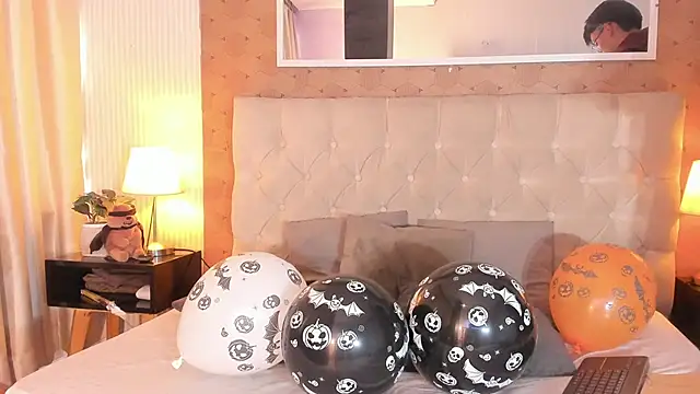 Snapshot of liam_twiink chatting on 31, 10, 2025 liam twiink online show from 31, 10, 2025