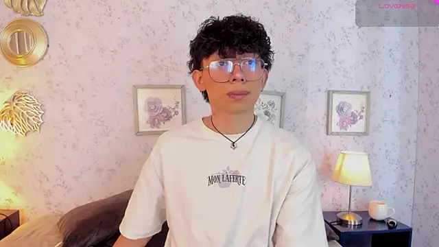 liam twiink online show from 26, 6, 2026