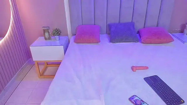 Snapshot of isa_vel chatting on 6, 11, 2025 isa vel online show from 6, 11, 2025