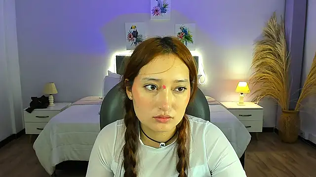 Snapshot of Samara_Hilton_2 chatting on 24, 10, 2025 Samara Hilton 2 online show from 24, 10, 2025