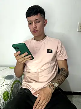 Snapshot of Dav_oviedo chatting on 9, 10, 2025 Dav oviedo online show from 9, 10, 2025