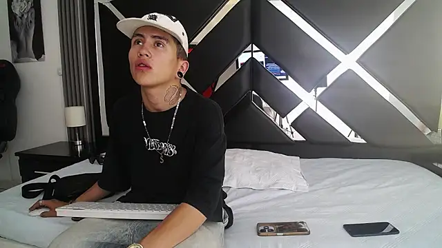 Snapshot of oblivionlove chatting on 4, 3, 2026 oblivionlove online show from 4, 3, 2026