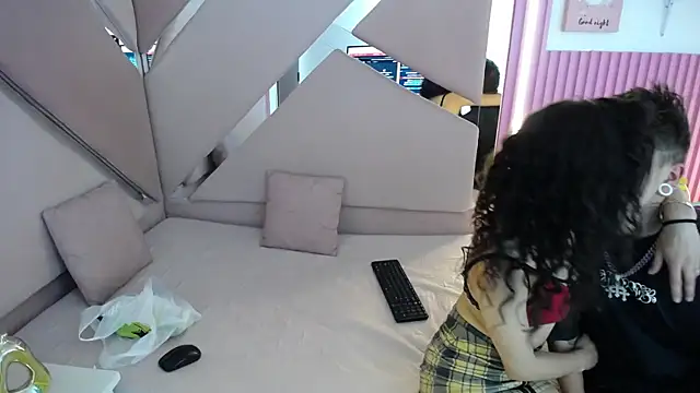 Snapshot of oblivionlove chatting on 4, 7, 2026 oblivionlove online show from 4, 7, 2026