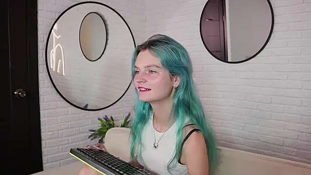 Snapshot of Lika_Sky chatting on 28, 9, 2025 Lika Sky online show from 28, 9, 2025