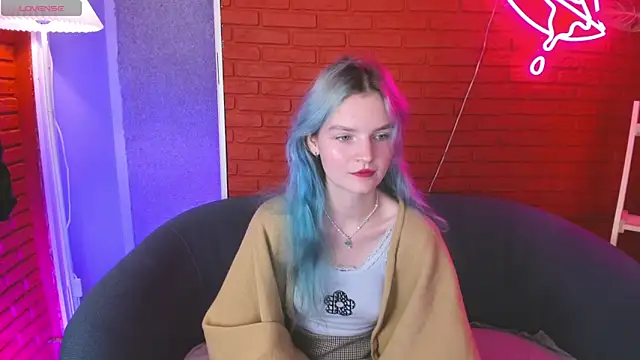 Snapshot of Lika_Sky chatting on 16, 10, 2025 Lika Sky online show from 16, 10, 2025