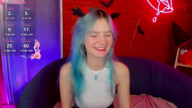 Snapshot of Lika_Sky chatting on 2, 11, 2025 Lika Sky online show from 2, 11, 2025