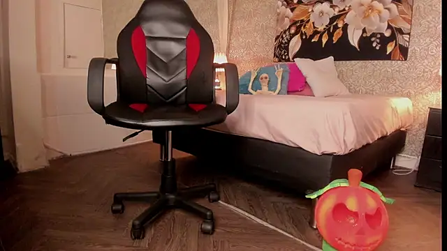 Snapshot of mike_wills3 chatting on 16, 10, 2025 mike wills3 online show from 16, 10, 2025