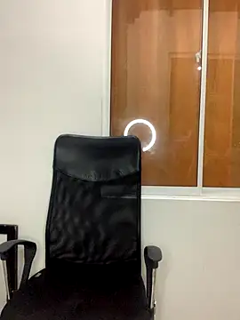 Snapshot of sweet-abbie chatting on 28, 9, 2025 sweet-abbie online show from 28, 9, 2025