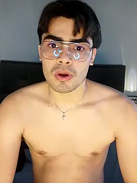 Snapshot of Mason_grey chatting on 14, 10, 2025 Mason grey online show from 14, 10, 2025