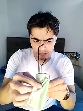 Snapshot of Mason_grey chatting on 27, 11, 2025 Mason grey online show from 27, 11, 2025