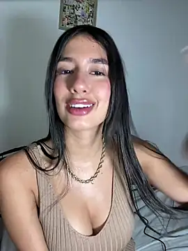 Snapshot of Julieta_Duque chatting on 21, 7, 2026 Julieta Duque online show from 21, 7, 2026