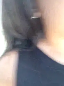 daniela crozee  online show from 29, 9, 2025