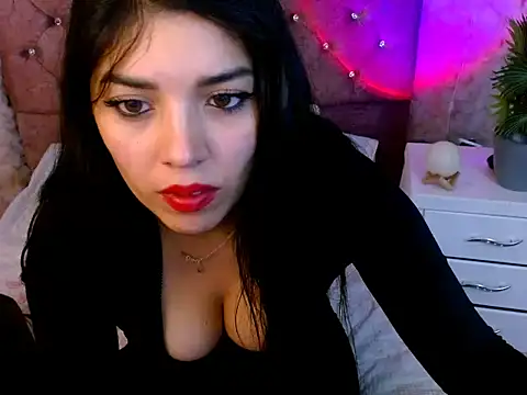 Snapshot of dreams_girl chatting on 9, 10, 2025 dreams girl online show from 9, 10, 2025