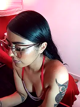 Snapshot of ValeNiitaLuv chatting on 8, 11, 2025 ValeNiitaLuv online show from 8, 11, 2025