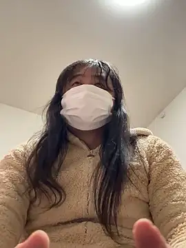 Snapshot of mino_bitter chatting on 18, 10, 2025 mino bitter online show from 18, 10, 2025